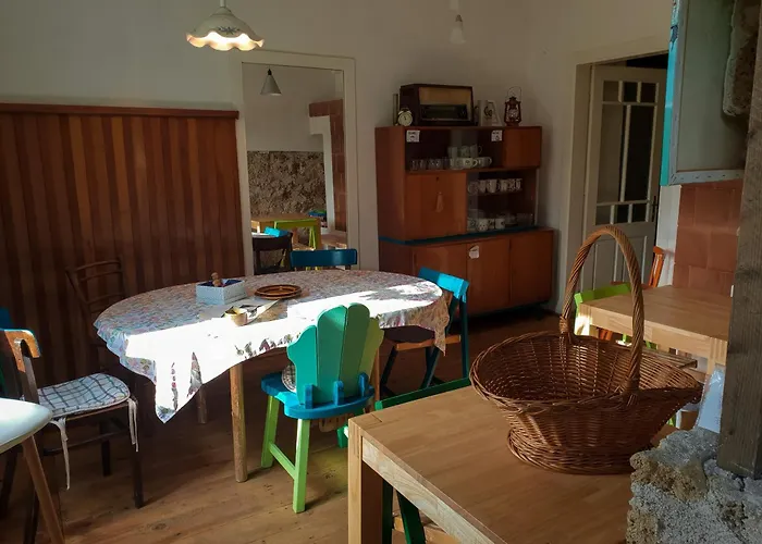 Hisa Velikanka_giantess בית כפרי Kostel